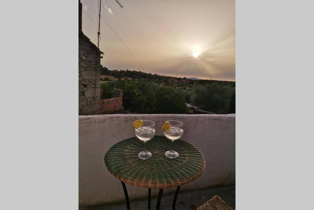 Ferienwohnung A Casinha Dos Avos Joao E Ana Escalos de Cima Exterior foto